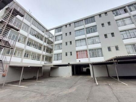 Studio Apartment in Illovo