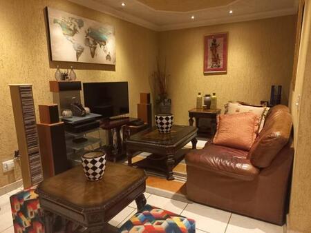 3 Bedroom House in Meredale