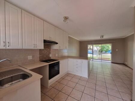 2 Bedroom Apartment in Sunninghill