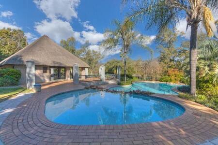 2 Bedroom Apartment in Jukskei Park