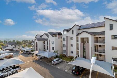 1 Bedroom Apartment in Dainfern