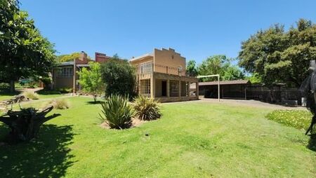 1 Bedroom Apartment in Three Rivers East