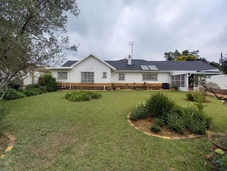 3 Bedroom House in Petersfield