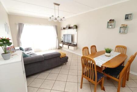 1 Bedroom Flat in Strubenvale