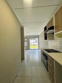 2 Bedroom Apartment in Glen Marais