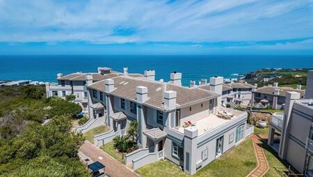 1 Bedroom Apartment in Pinnacle Point Golf Estate