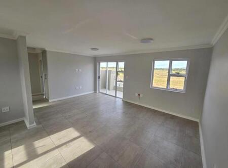 3 Bedroom House in Sunningdale