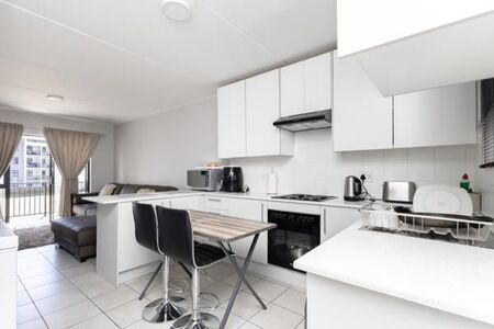 2 Bedroom Apartment in Parklands