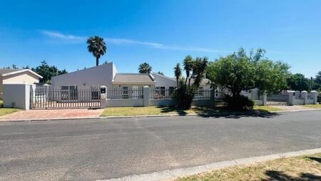 5 Bedroom House in Goedemoed