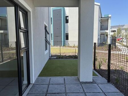 2 Bedroom Apartment in Burgundy Estate