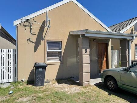 2 Bedroom House in Blue Downs