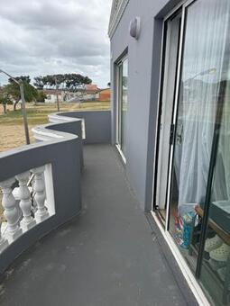 4 Bedroom House in Lentegeur