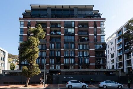 2 Bedroom Apartment in Green Point