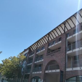 2 Bedroom Apartment in Onder Papegaaiberg