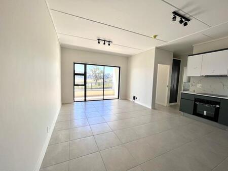 2 Bedroom Apartment in Somerset West Central
