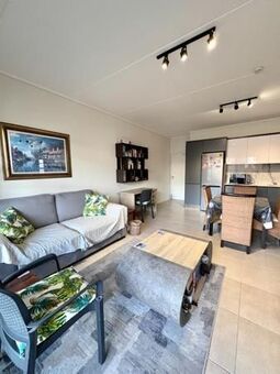 2 Bedroom Apartment in Somerset West Central