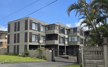 2 Bedroom Apartment in Manaba