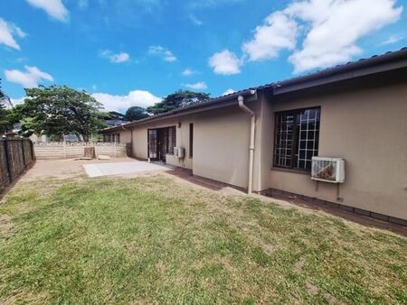 3 Bedroom Simplex in Malvern