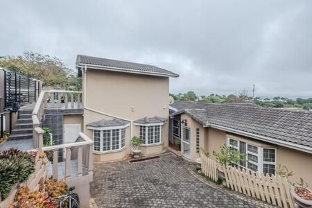 3 Bedroom House in Sunningdale