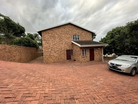 2 Bedroom Apartment in Parlock