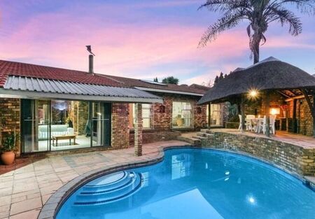 4 Bedroom house to rent in Randpark, Randburg