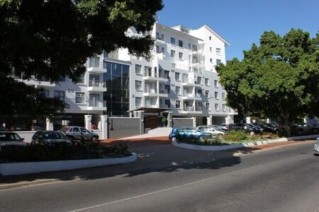 2 Bedroom duplex apartment to rent in Rondebosch, Cape Town