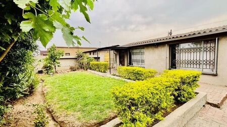 2 Bedroom house to rent in Ackerville, Witbank