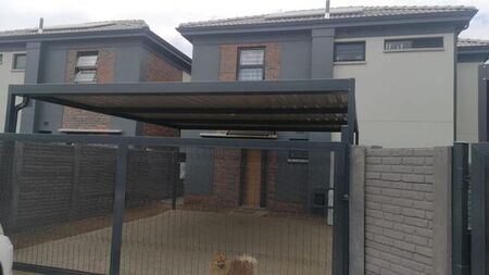 4 Bedroom house to rent in Leopard's Rest Security Estate, Alberton