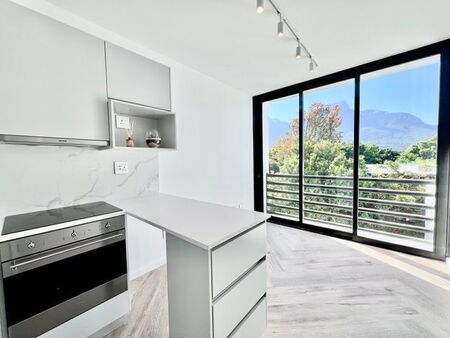 1 Bedroom apartment to rent in Claremont, Cape Town