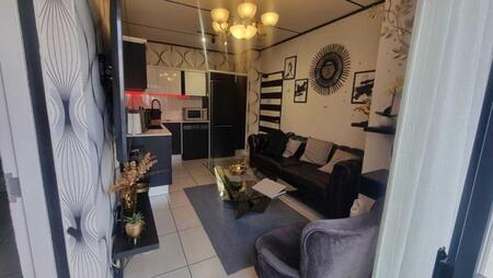 1 Bedroom Apartment in Linbro Park