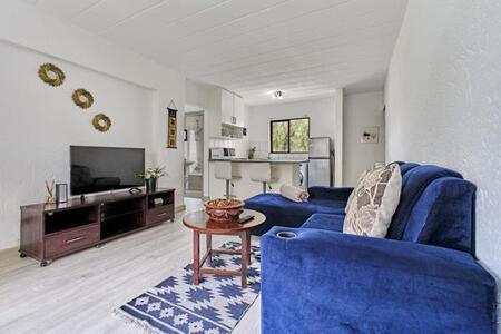 1 Bedroom Apartment in Bryanston