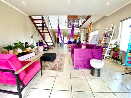 2 Bedroom Apartment in Craighall Park