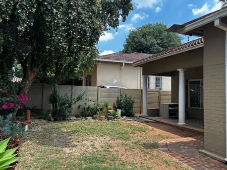 2 Bedroom House in Highlands North