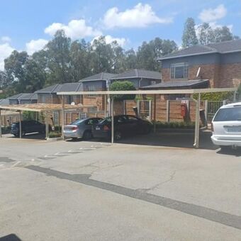 2 Bedroom Townhouse in Bellairspark