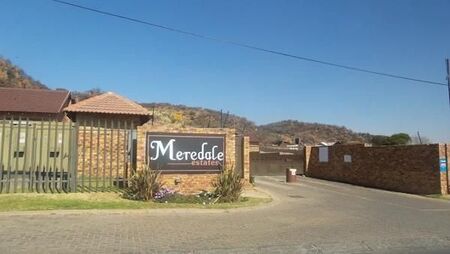 3 Bedroom Townhouse in Meredale