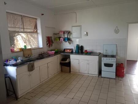 3 Bedroom House in Bezuidenhout Valley