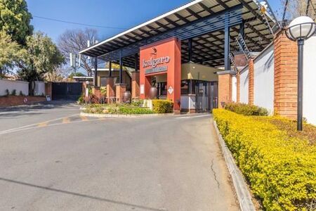 1 Bedroom Apartment in Douglasdale