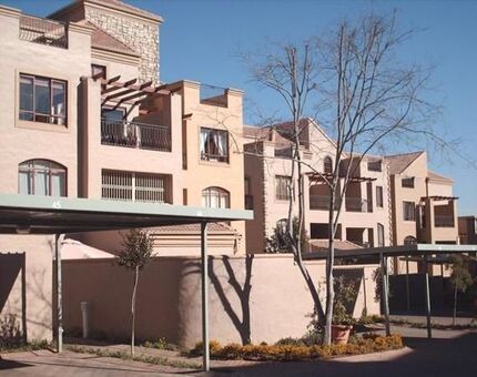 2 Bedroom Apartment in Douglasdale