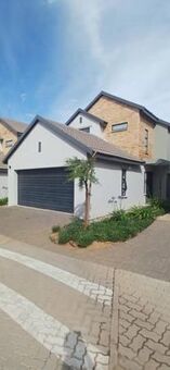 3 Bedroom Cluster in Fourways