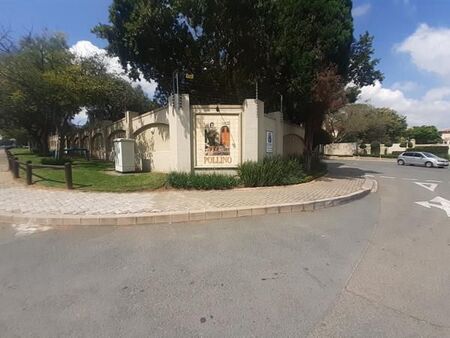 1 Bedroom Apartment in Douglasdale