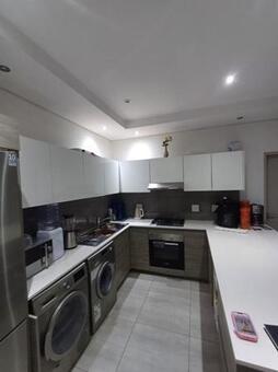 1 Bedroom Apartment in Bedfordview