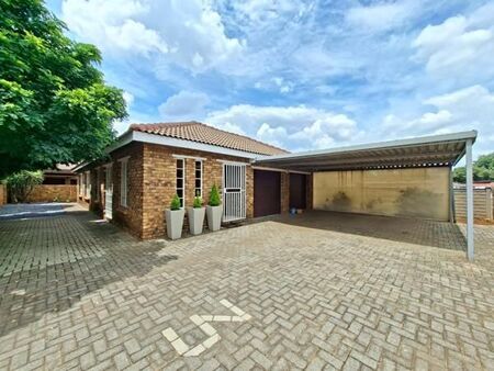 3 Bedroom House in Meyerton Central