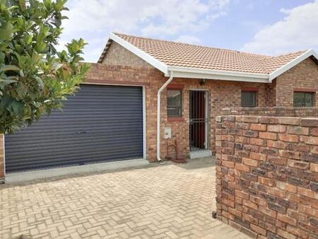 3 Bedroom House in Pomona