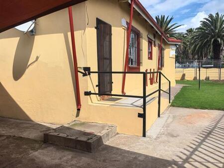 2 Bedroom Apartment in Selection Park