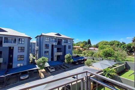 2 Bedroom Apartment in Greenstone Hill