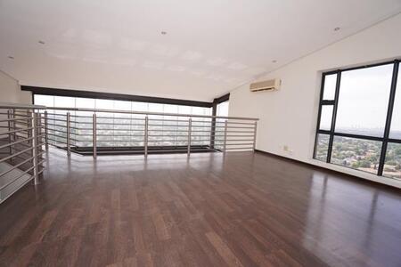 3 Bedroom Apartment in Elma Park