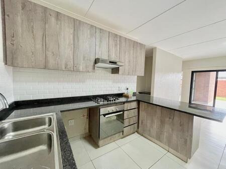 3 Bedroom Apartment in Bartlett