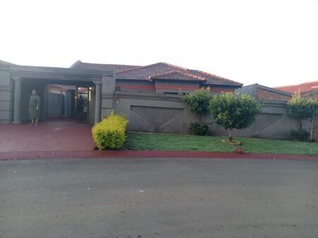 2 Bedroom House in Vosloorus
