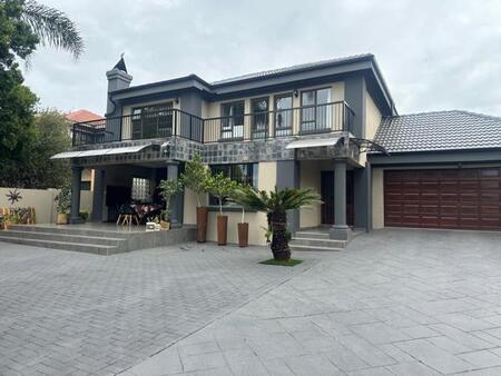 4 Bedroom House in Eldoraigne