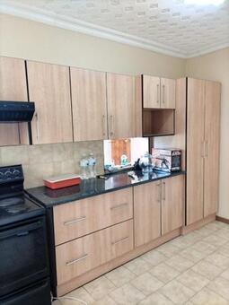 3 Bedroom House in Rooihuiskraal